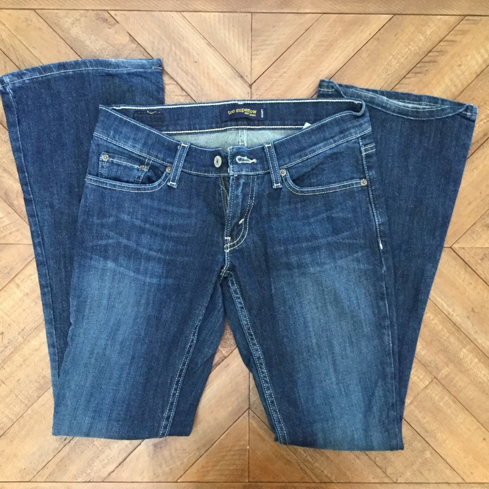 Levi too super low 524 jeans